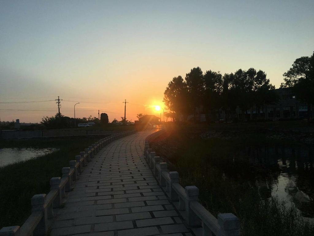 Qg Life 城中館 寵物親子釣魚人民宿 Jincheng Esterno foto